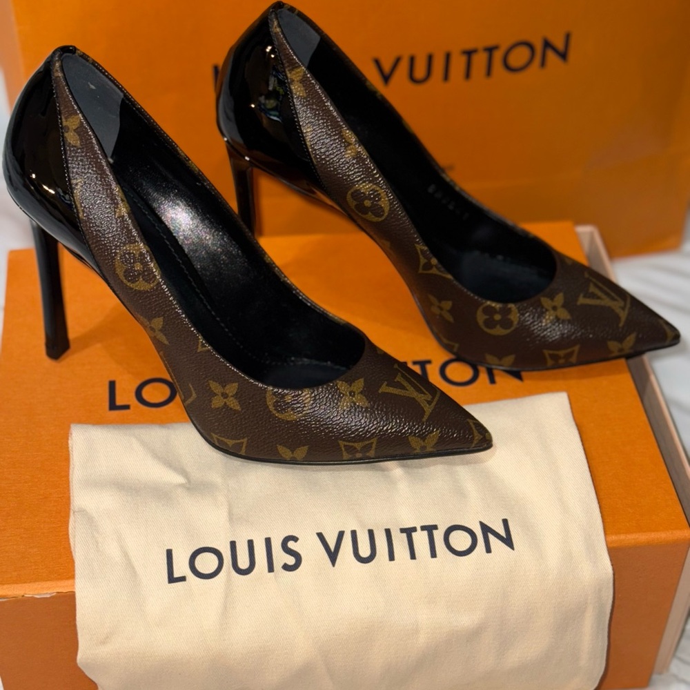 Louis Vuitton Brown and Black Women's Heels